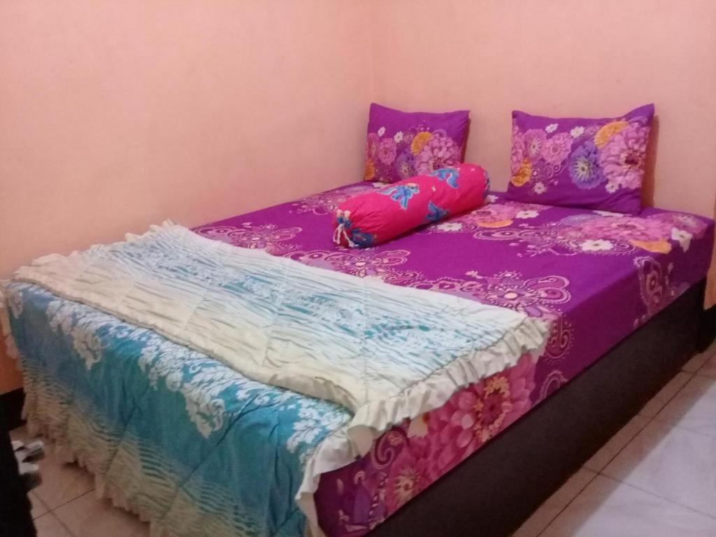 Adelya Homestay Praya Esterno foto